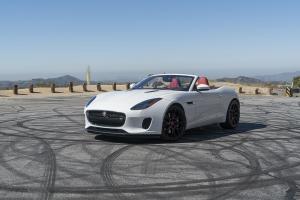 Jaguar F-Type P300 Convertible on Forgiato Wheels (FLOW 001) 2019 года